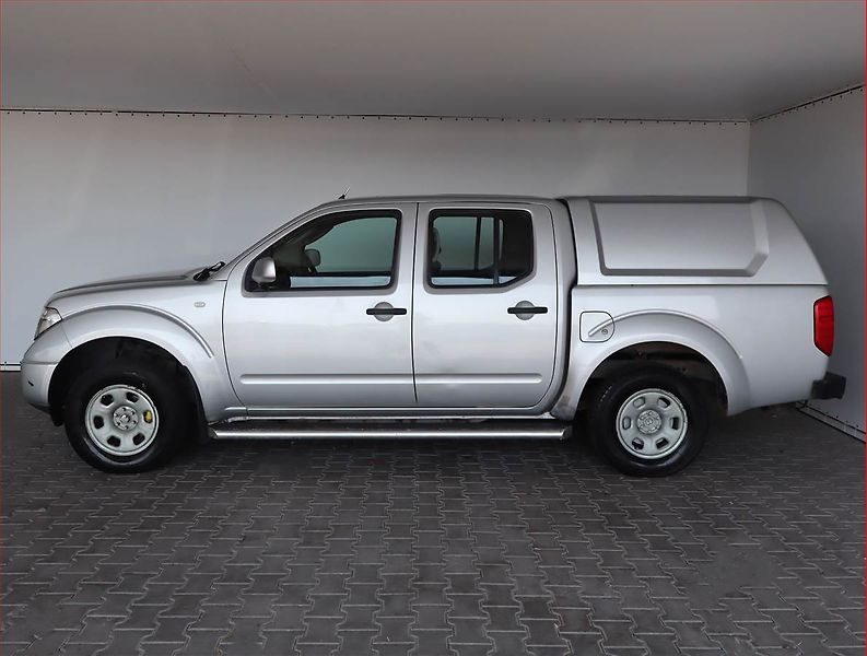 Nissan Navara (2006) 2.5 DCi, 4X4 - fotka 3 z 14