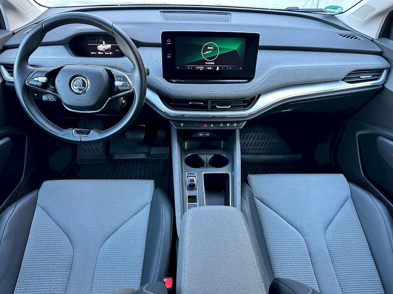 Škoda Enyaq (2023) 55 kWh Studio - fotka 5 z 22