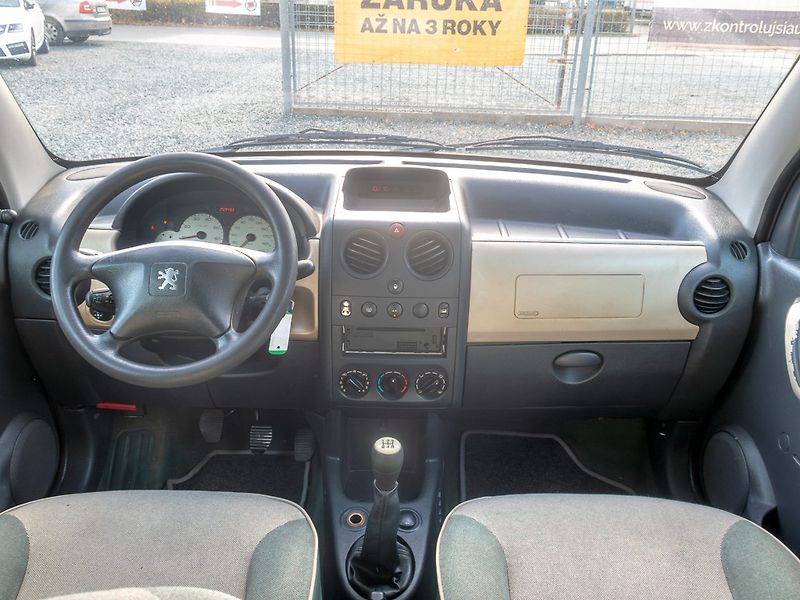 Peugeot Partner (2005) AC 1.6i 16V 80KW 5dv - fotka 12 z 31