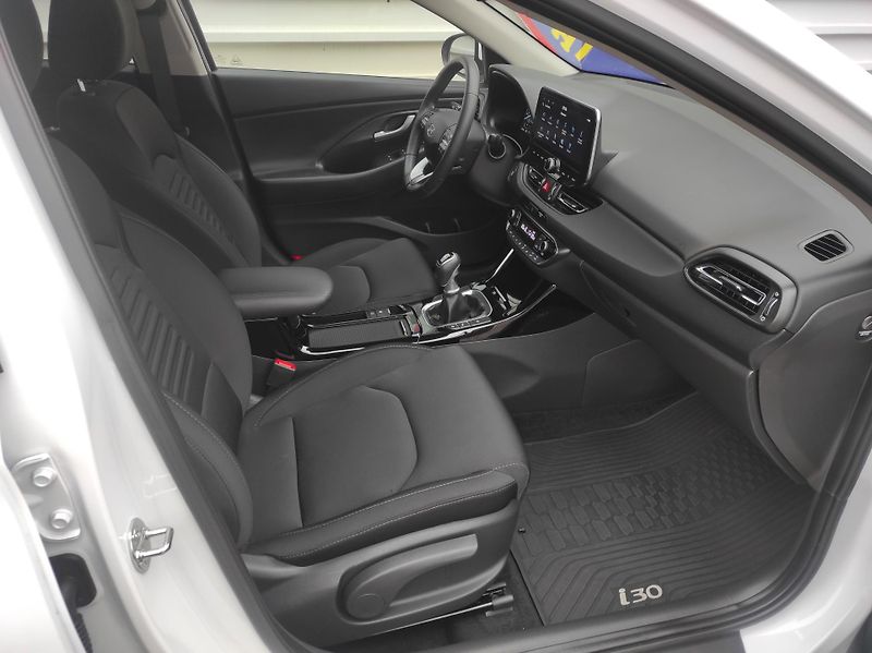 Hyundai i30 1,0T-GDi Top KM,Style, ČR - fotka 14 z 43