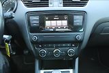 Škoda Octavia 1,4 TSi  EDITTION, XENONY - náhled 19