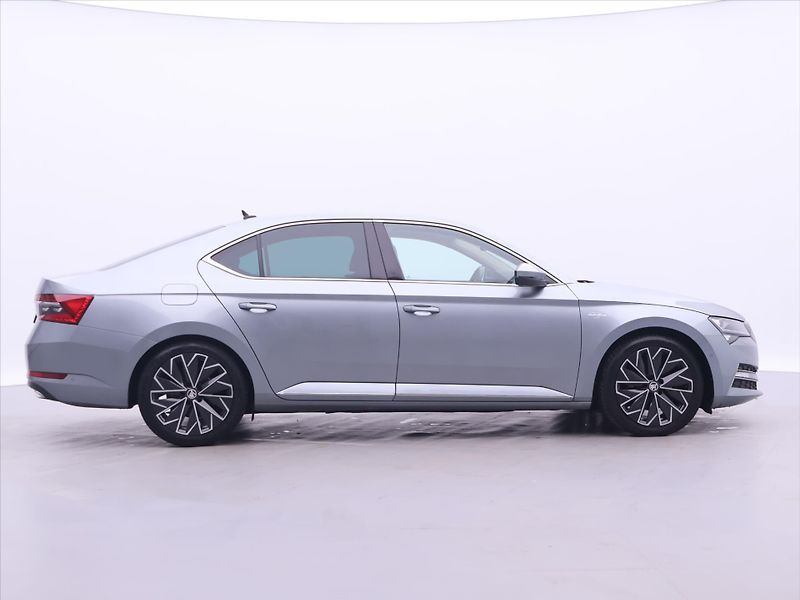 Škoda Superb 2,0 TDI DSG L&K LED  DPH CZ - fotka 8 z 31