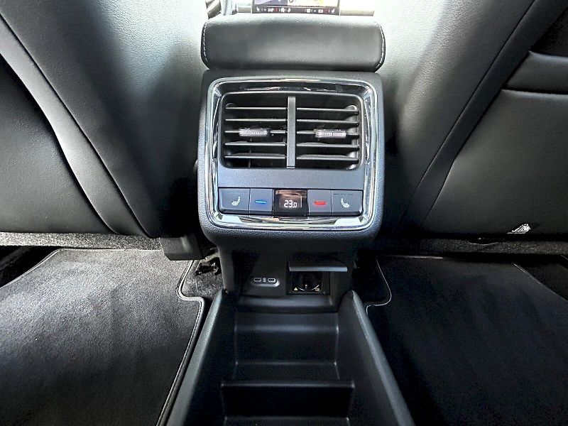 Škoda Enyaq (2023) 80 iV 150kW Sportline - fotka 30 z 35