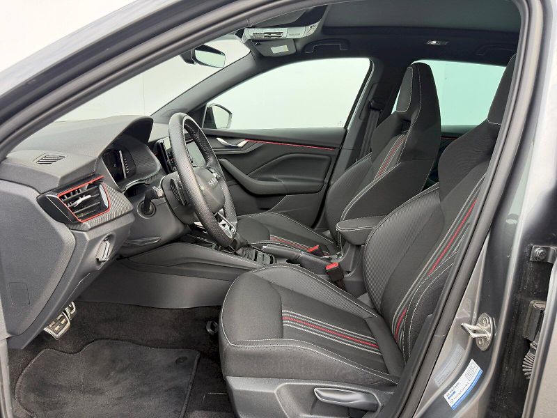 Škoda Scala (2025) 1,0TSI 85kW DSG MONTE CARLO - fotka 5 z 36