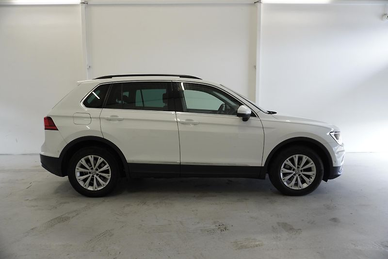 Volkswagen Tiguan 2.0 TDi 110kW DSG7 - fotka 23 z 38