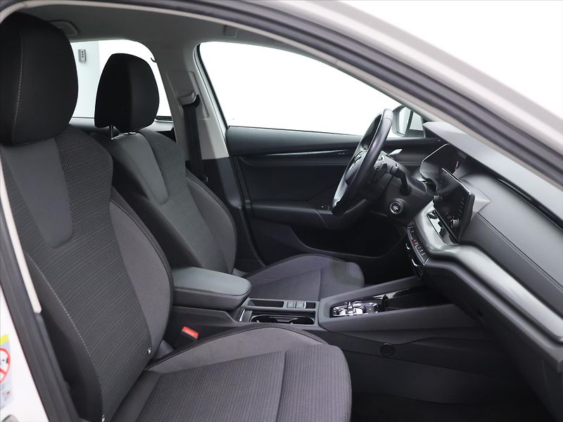 Škoda Octavia 1,5 TSI e-TEC 110kW DSG CZ - fotka 11 z 29
