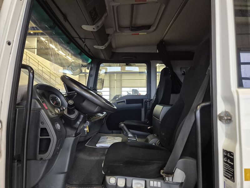 MAN TGM 18.340 HIAB + KONTEJNER 10T - fotka 5 z 25