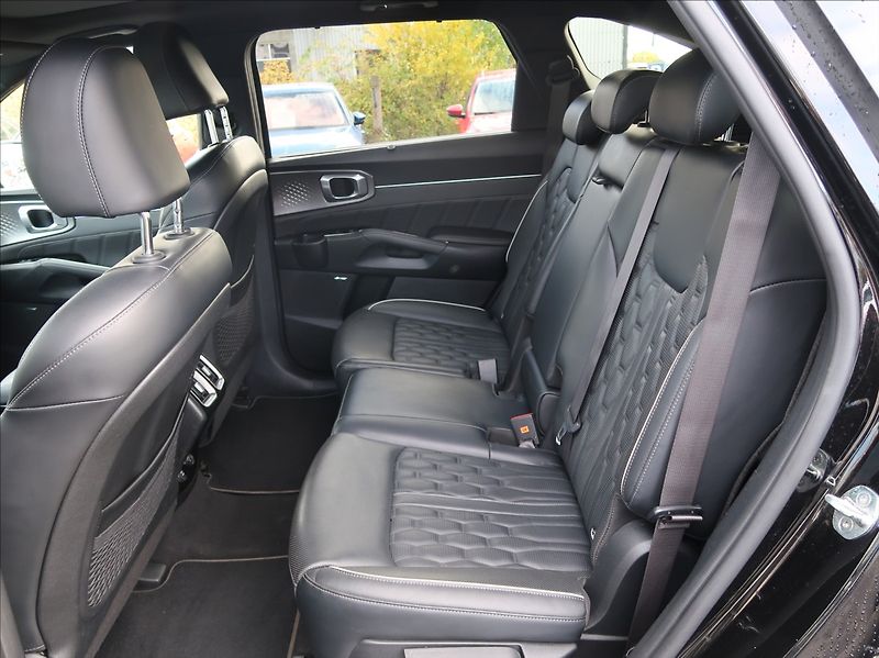 Kia Sorento 1,6 T-GDi195kW,PHEV,NovéČR,DPH - fotka 22 z 38