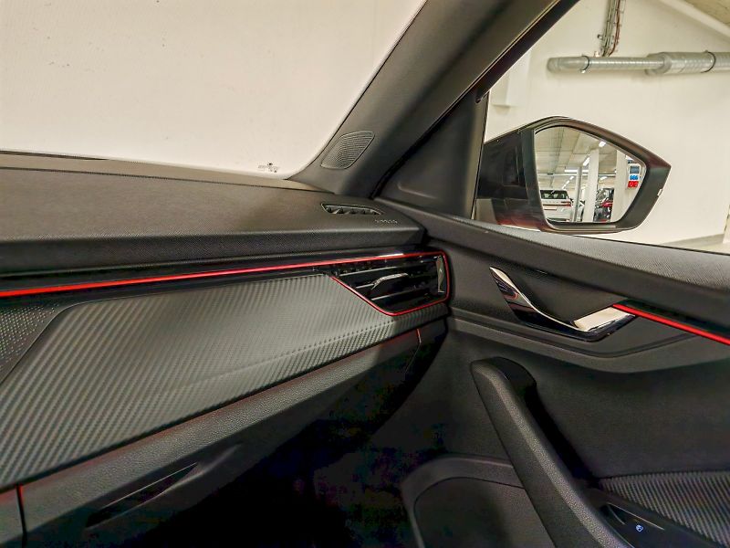 Škoda Kamiq (2025) 1.0 TSI 85 kW DSG Monte Carlo - fotka 6 z 30
