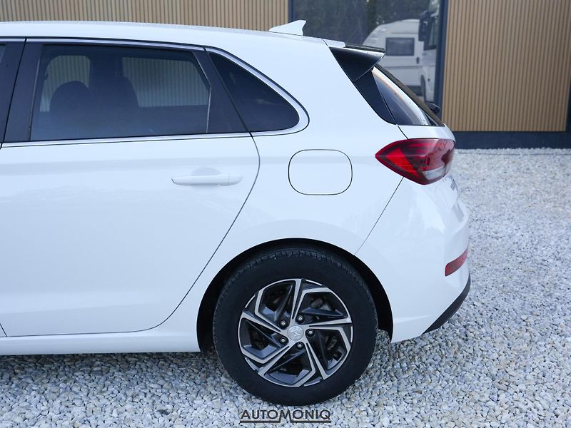 Hyundai i30 (2024) 1.5 Smart Key, LED, Záruka - fotka 19 z 21