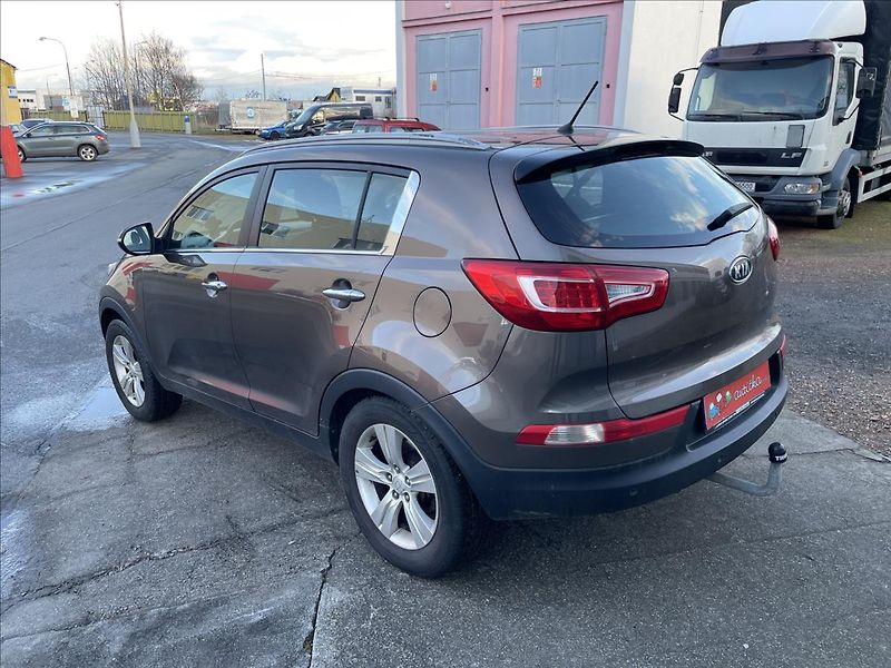 Kia Sportage 2,0 CRDi*100kW*161. tis. km* - fotka 7 z 37