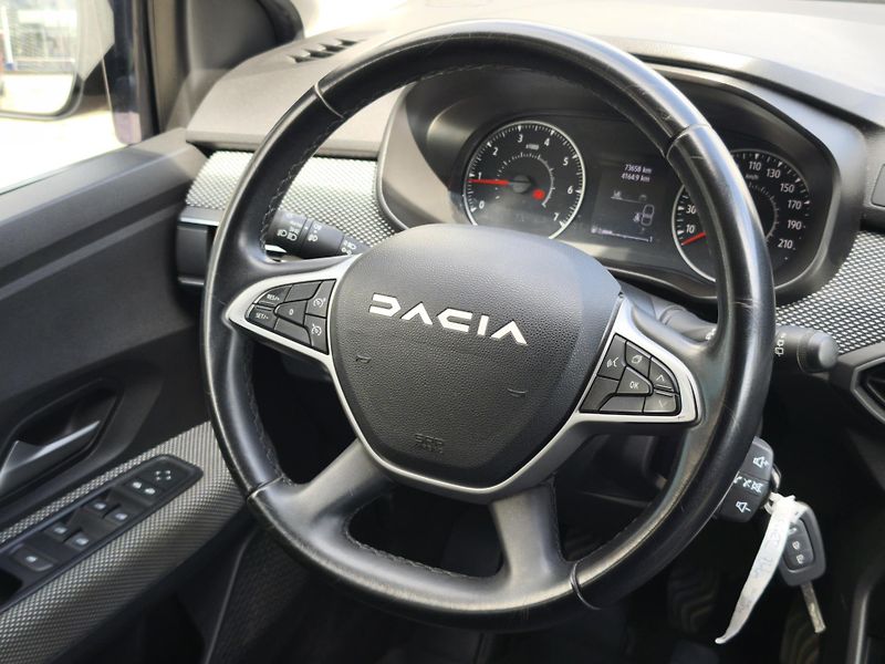 Dacia Jogger 2023 ČR 1.0 ECO-G Expression - fotka 8 z 31