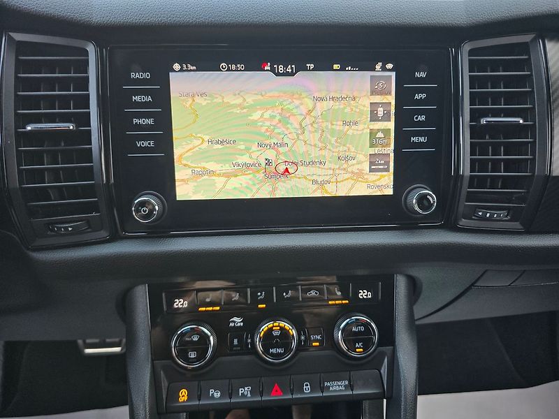 Škoda Kodiaq RS 2.0 Bi-TDi 176Kw 4x4 DSG - fotka 17 z 34