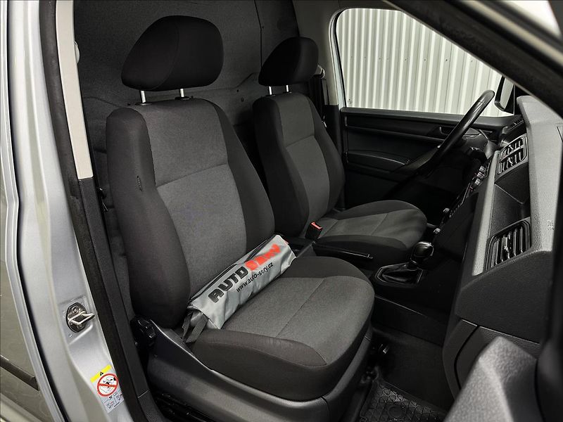 Volkswagen Caddy 1.4TGI BMT DSG TAŽNÉ VÝHŘEV - fotka 34 z 36