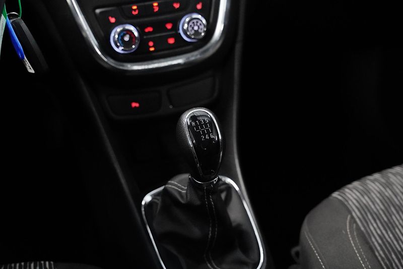 Opel Mokka - fotka 24 z 27