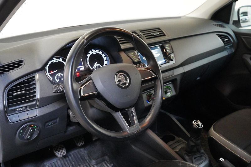 Škoda Fabia - fotka 5 z 6