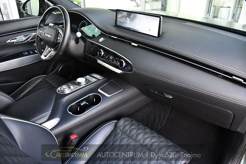 Genesis GV70 2.2CRDi AWD SPORT LINE - fotka 15 z 57