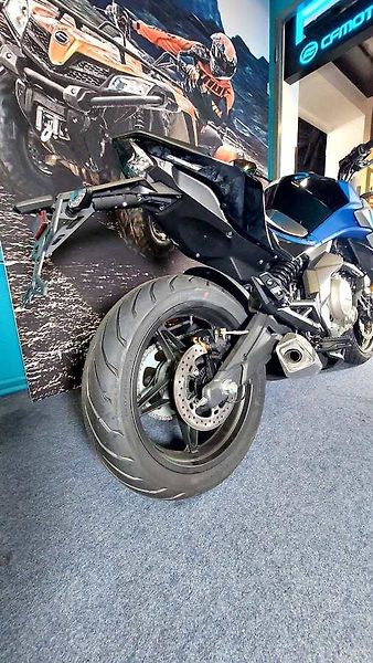 CFMOTO 650 NK (2022) - fotka 6 z 8