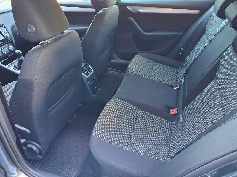 Škoda Octavia (2016) Ambition 1,2TSi 81kW - fotka 7 z 30