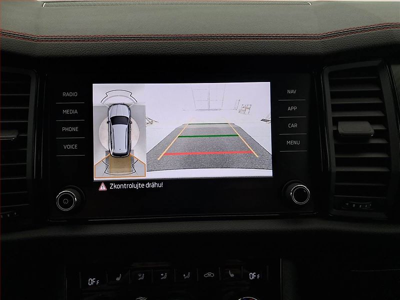 Škoda Kodiaq (2022) RS 2.0 TSI - fotka 19 z 23