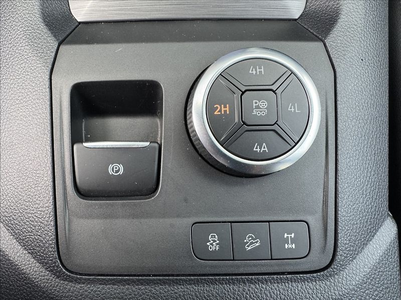 Volkswagen Amarok 3,0 TDI AVENTURA ACC DPH ČR - fotka 33 z 50