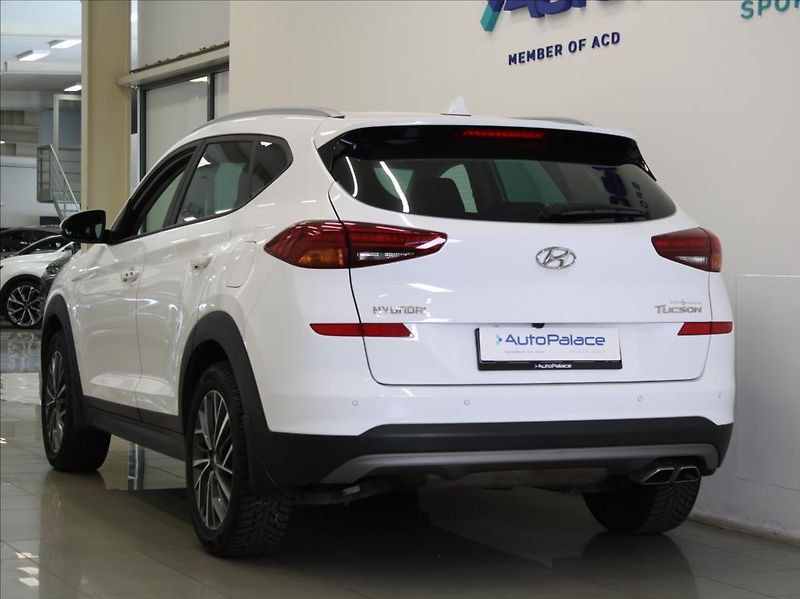 Hyundai Tucson 1,6 T-GDI 130kW 71tkm.2.maj.ČR - fotka 3 z 24