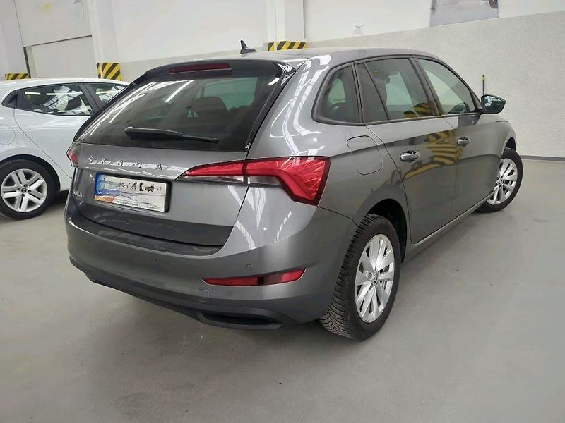 Škoda Scala (2023) 1.5 TSI Ambition Comfort DSG  - fotka 3 z 8