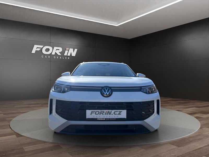 Volkswagen Tayron (2025) 110KW 7 MÍST TAŽNÉ  IQ.LIGHT  - fotka 2 z 27
