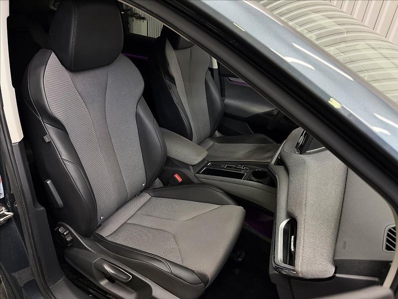 Škoda Enyaq IV80 150kW ACC TAŽNÉ TČ 2XALU - fotka 37 z 42