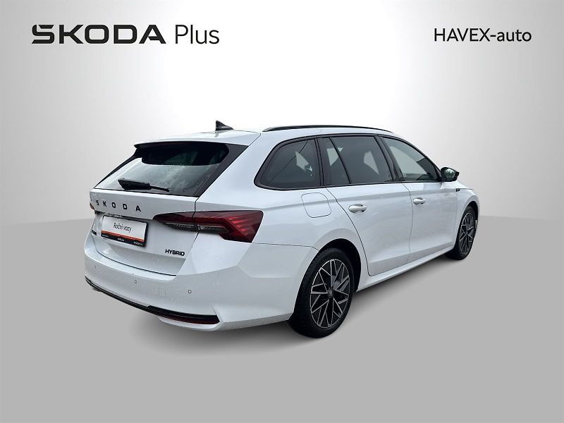 Škoda Octavia (2025) Combi 1.5 TSI M-HEV DSG Sportl - fotka 2 z 35