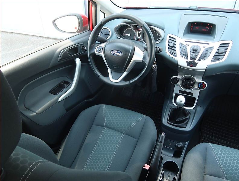 Ford Fiesta (2009) 1.25, Serv.kniha, Tempomat - fotka 7 z 16