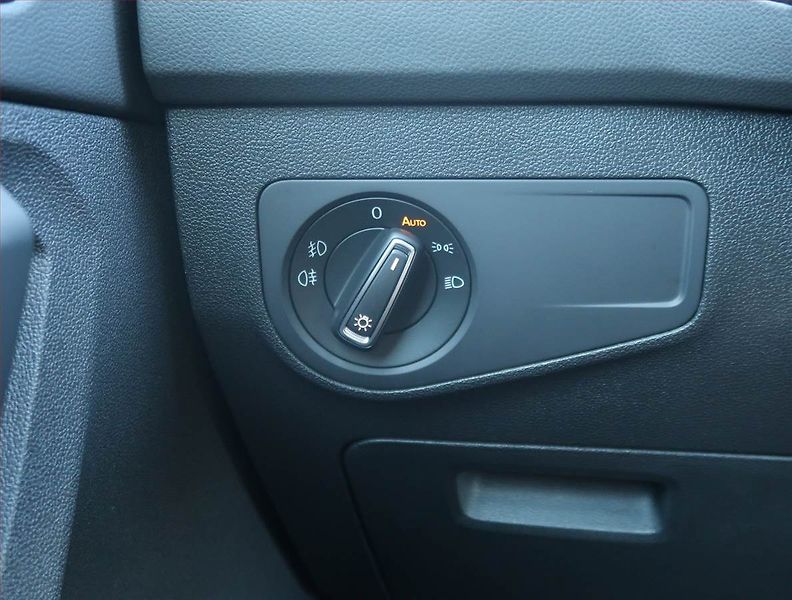 Volkswagen Tiguan (2019) 1.5 TSI - fotka 20 z 23