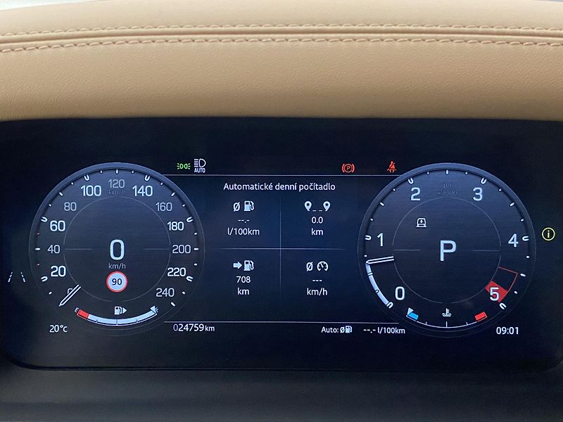 Land Rover Defender 110 D300 X-DYNAMIC AWD AUT CZ - fotka 24 z 49