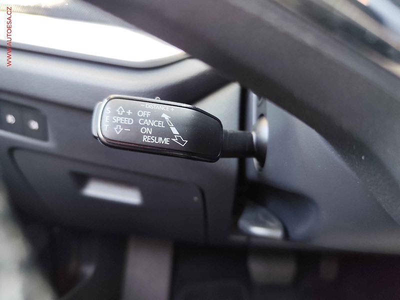 Škoda Octavia (2023) 2.0 TDi, ČR, Style, DSG, TZ - fotka 23 z 27