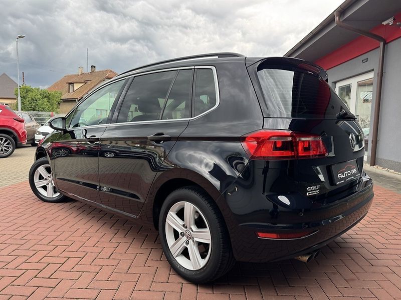 Volkswagen Golf Sportsvan (2015) 1.4TSi 92kW Xenony Navi - fotka 3 z 48