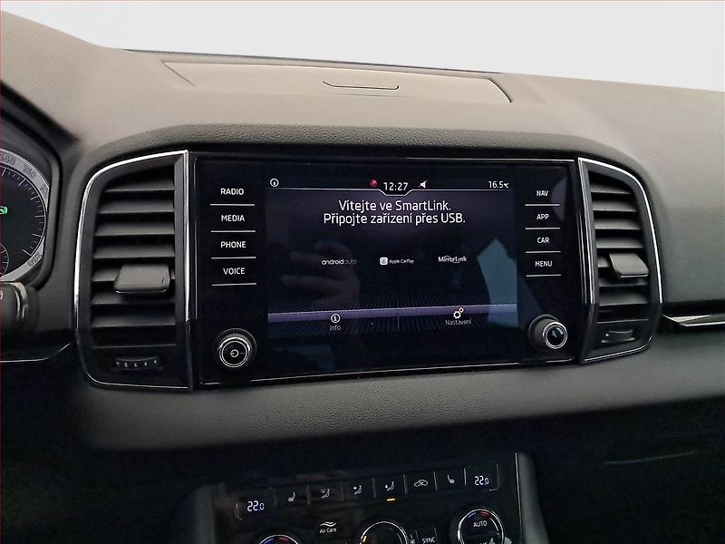 Škoda Karoq (2018) Style 1.6 TDI, Automat, Navi - fotka 17 z 24