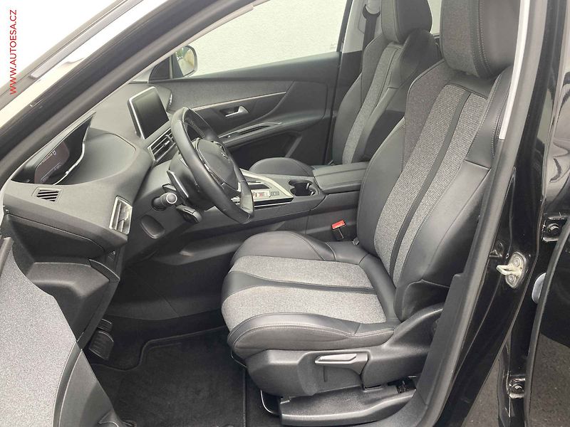 Peugeot 5008 (2019) 2.0 HDi, Allure, AT, LED - fotka 9 z 18
