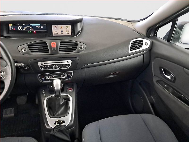 Renault Scénic (2010) 1.5 dCi, Automat, Navi - fotka 8 z 18