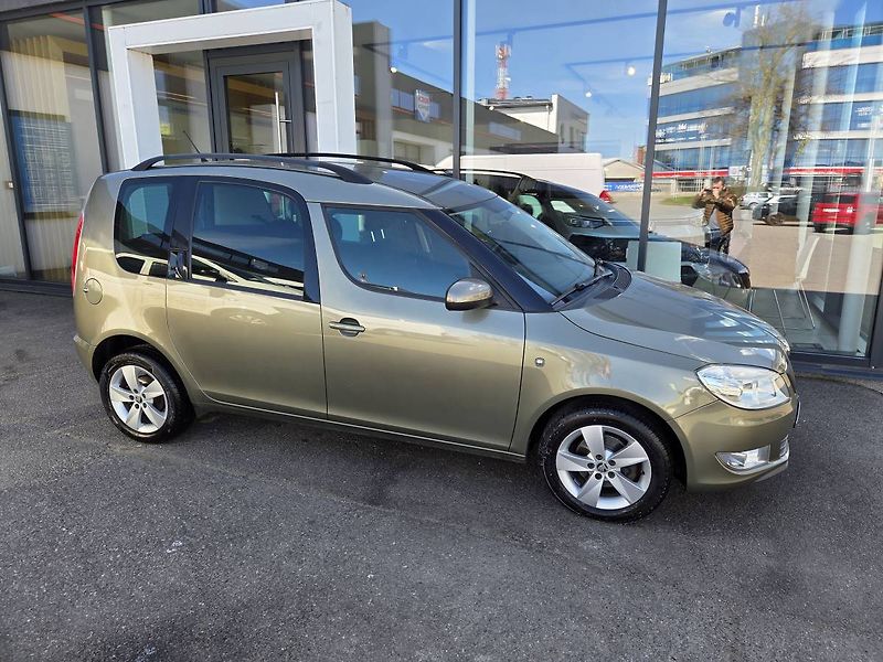 Škoda Roomster (2014) 1.2 TSI - fotka 4 z 27
