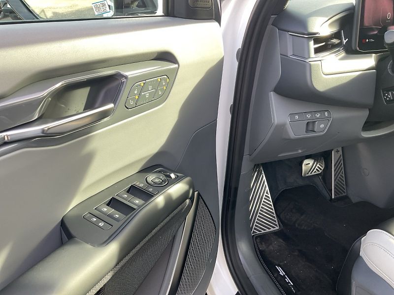 Kia EV9 GT-Line AWD Panorama 7 míst - fotka 6 z 11