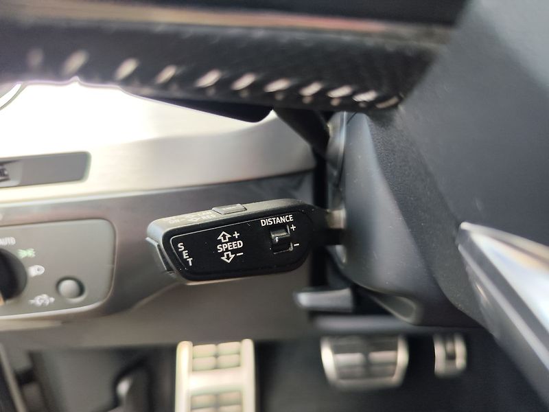 Audi Q7 3.0 TDI/200kW S-Line ČR - fotka 35 z 41