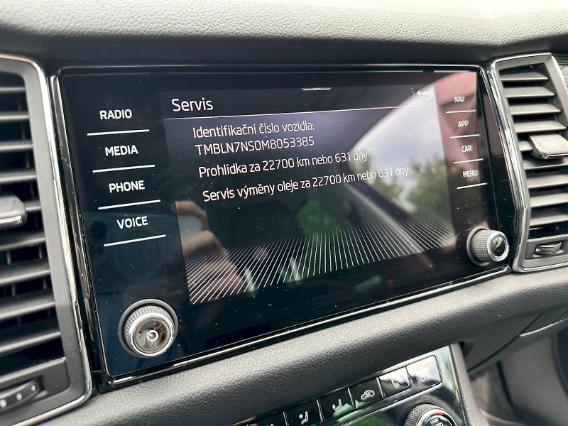 Škoda Kodiaq (2021) 2.0 TDI 147 kW Style 4x4 DSG - fotka 19 z 29