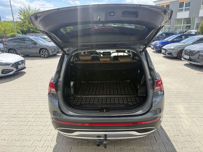 Hyundai Santa Fe 2,2 CRDI 4x4 DCT Luxury - fotka 5 z 14