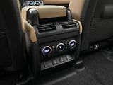 Land Rover Defender (2026) D350 X-DYNAMIC HSE AWD AUT - náhled 48