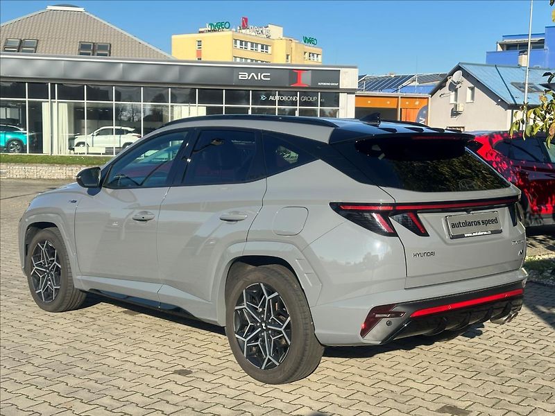 Hyundai Tucson 1,6 T-GDI HP 4WD DCT N LINE ST - fotka 3 z 34