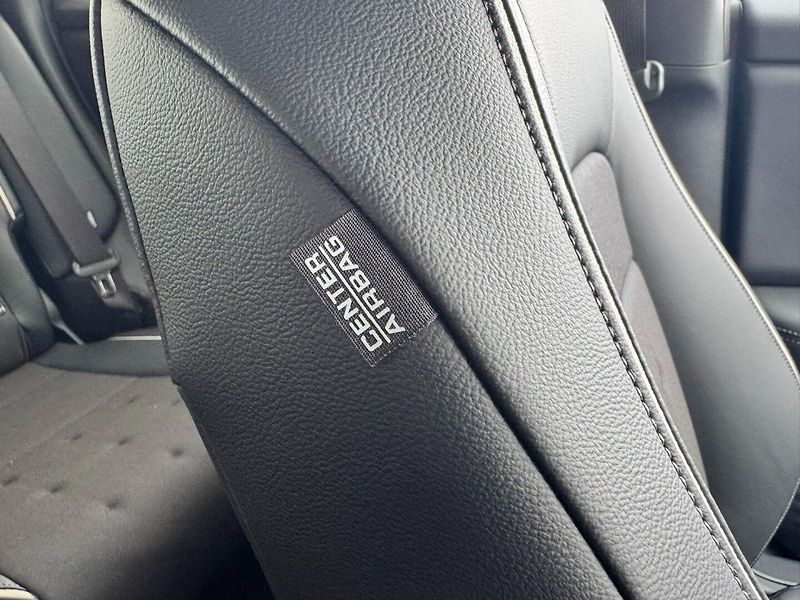 Honda ZR-V (2026) 2.0e:HEV 135kW Sport SKLADEM - fotka 18 z 34