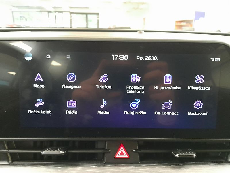 Kia Sportage 1.6 T-GDI Comfort ČR 1.MAJ - fotka 21 z 29