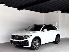 Volkswagen Touareg eHybrid 4M Elegance IQ 360 Pan - fotografie inzerátu