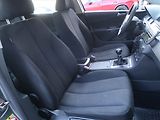 Volkswagen Passat (2009) 2.0 TDI, Tempomat - náhled 9