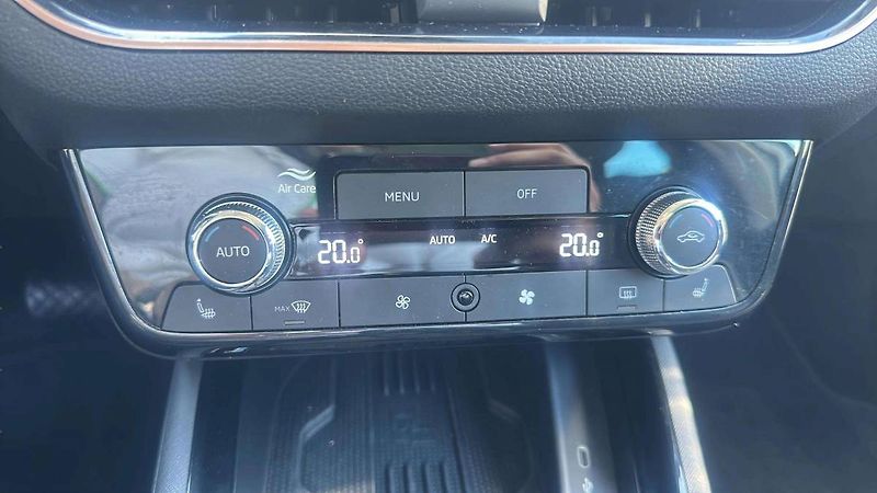 Škoda Kamiq Top Selection 1,0TSI 85kW DSG/ - fotka 16 z 27